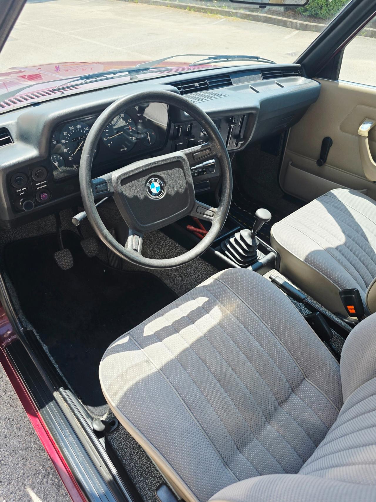 Bmw 320i Coupe Asi con CRS