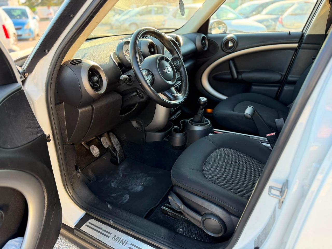 Mini One Countryman 1.6 NEOPATENTATI