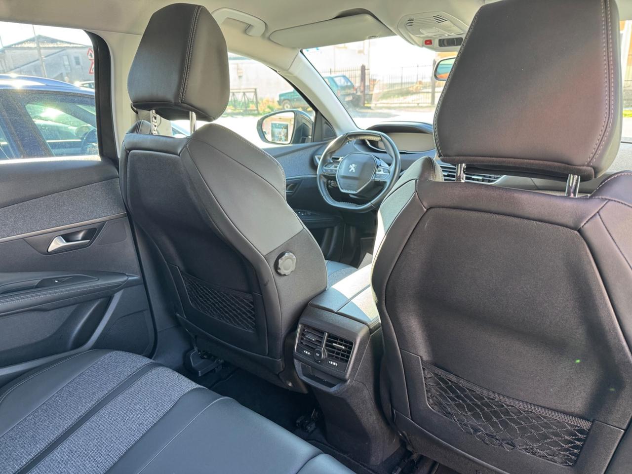 Peugeot 3008 1.5 HDi 130 S&S Allure automatica garanzia