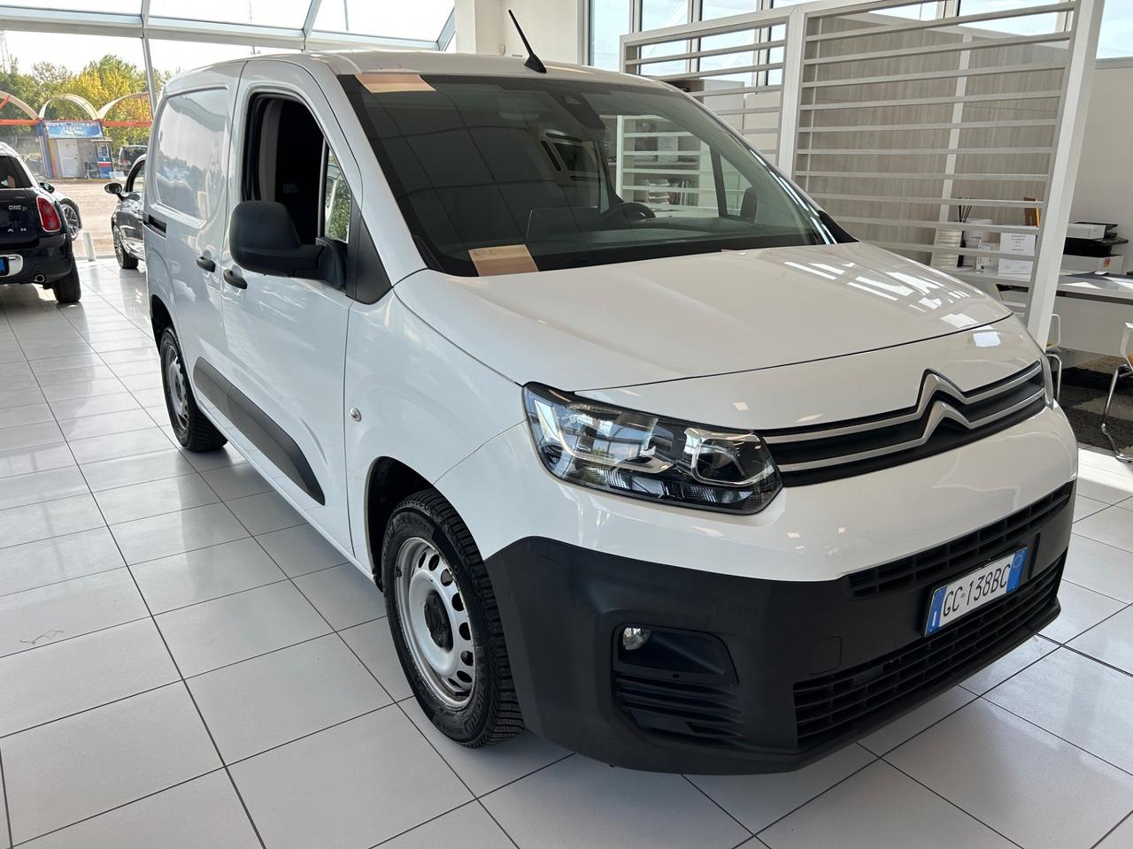Citroen Berlingo BlueHDi 100 S&S Van M Club (1000Kg)