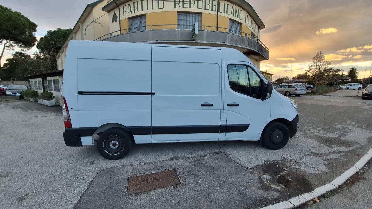 Renault Master T35 2.3 dCi/130 PC-TN Furgone