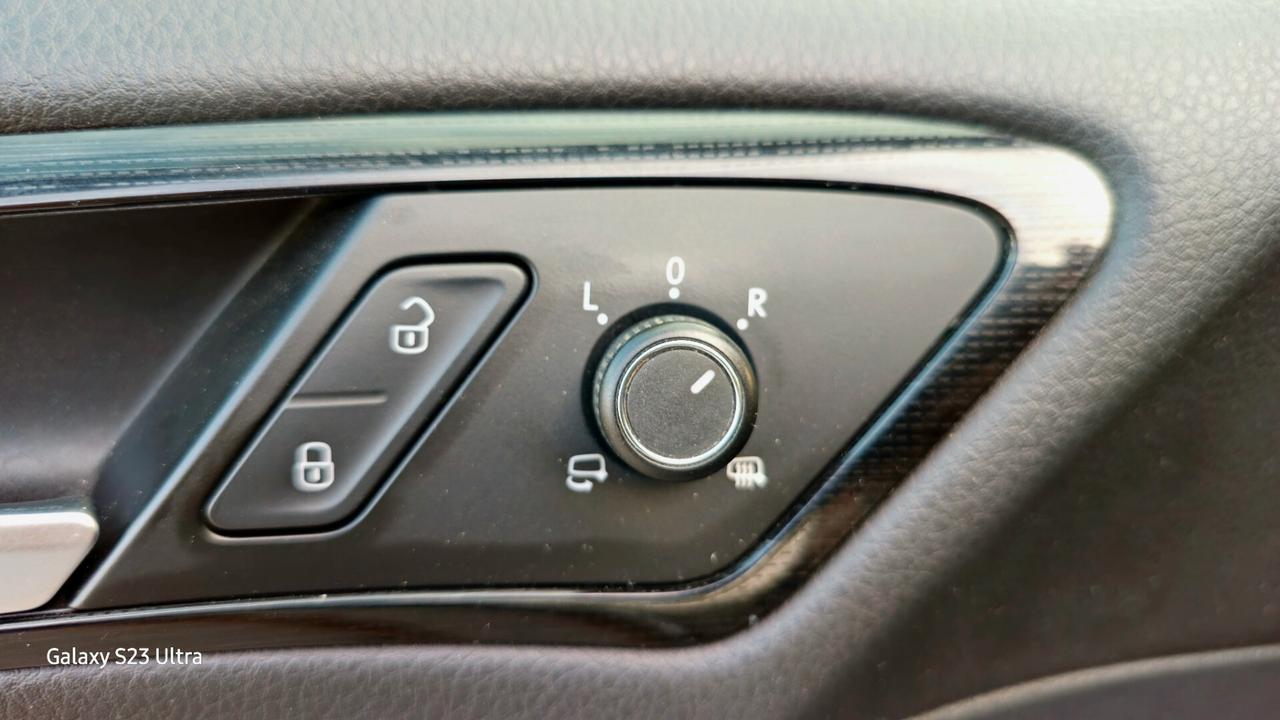 Golf 7.5 TGI EXCUTIVE METANO GARANTITA 12 MESI