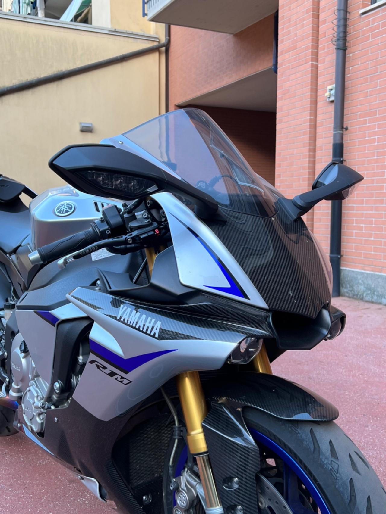 Yamaha R1-M