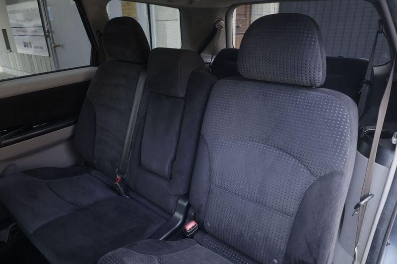 Mitsubishi Grandis MITSUBISHI GRANDIS 2.0 DI-D 7 POSTI INTENSE 100KW ANNO 2005