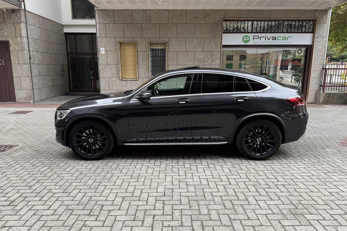MERCEDES GLC 300 e 4Matic EQ-Power Coupé Premium Plus