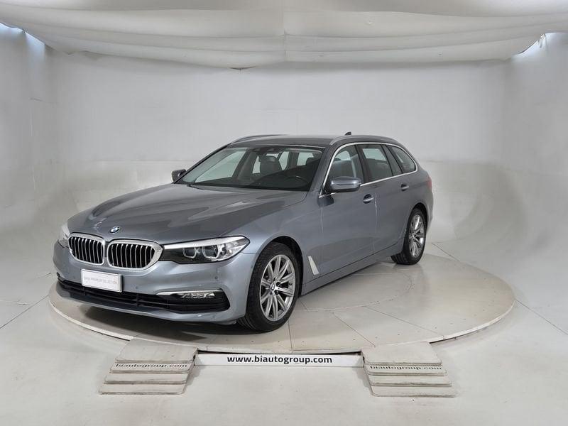 BMW Serie 5 Touring Serie 5 G31 2017 Touring Diese 520d Touring Luxury auto