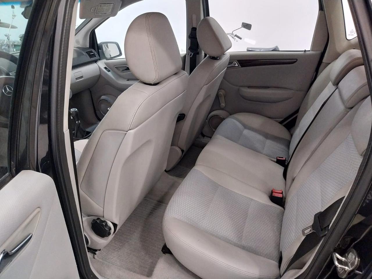 Mercedes-benz A 180 CDI 110CV Elegance 2010