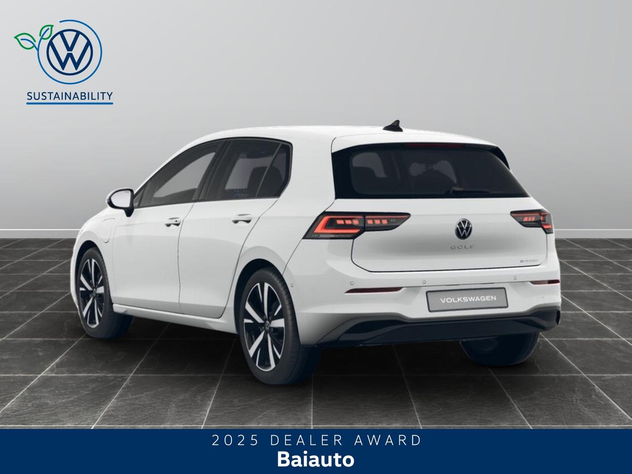 Volkswagen Golf 1.5 tsi ehybrid 204cv life dsg