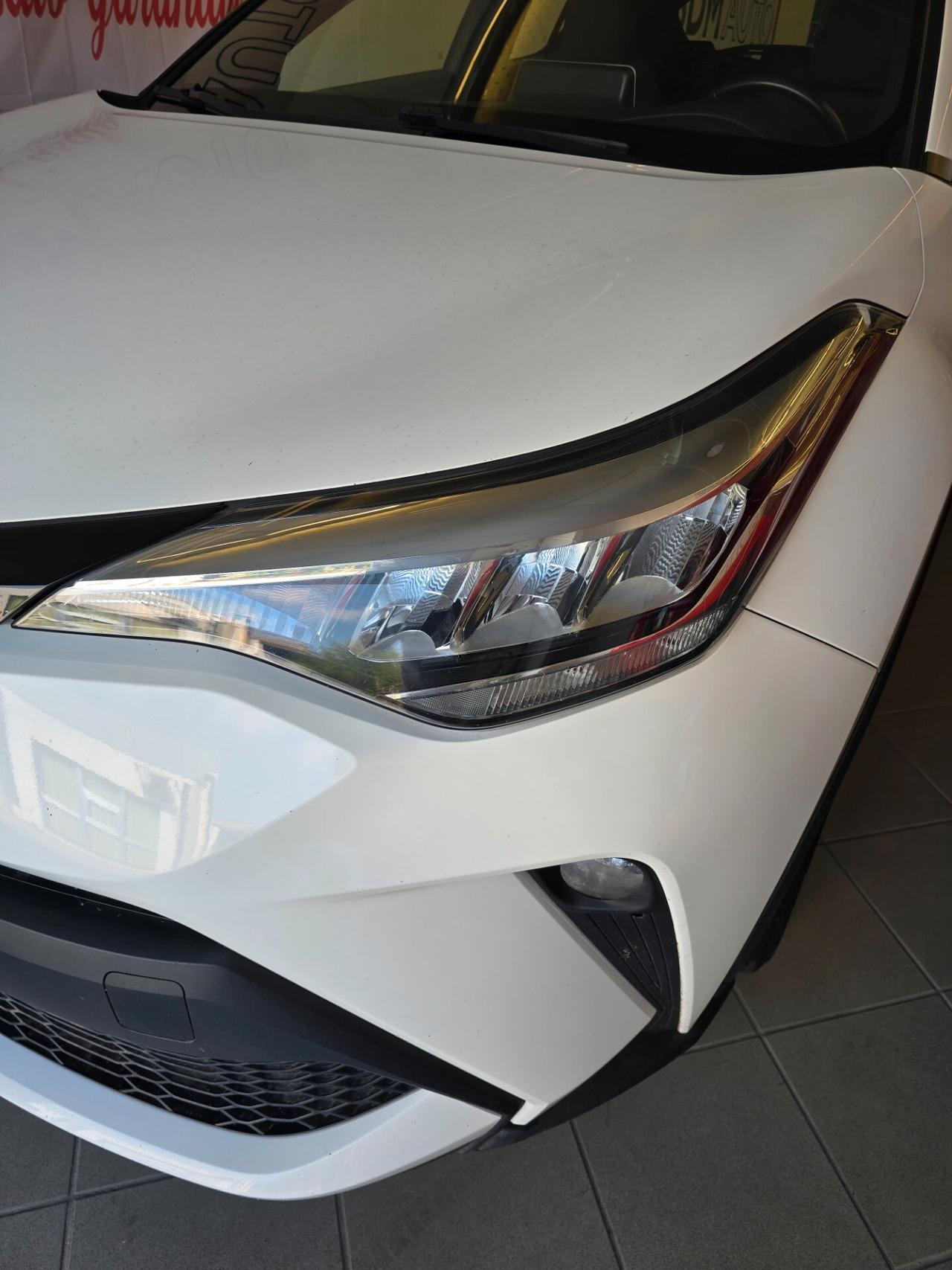 Toyota C-HR 1.8 Hybrid E-CVT Active