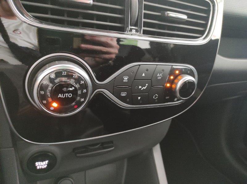 RENAULT Clio 4ª serie - Clio dCi 8V 90CV Start&Stop 5 porte Energy Intens