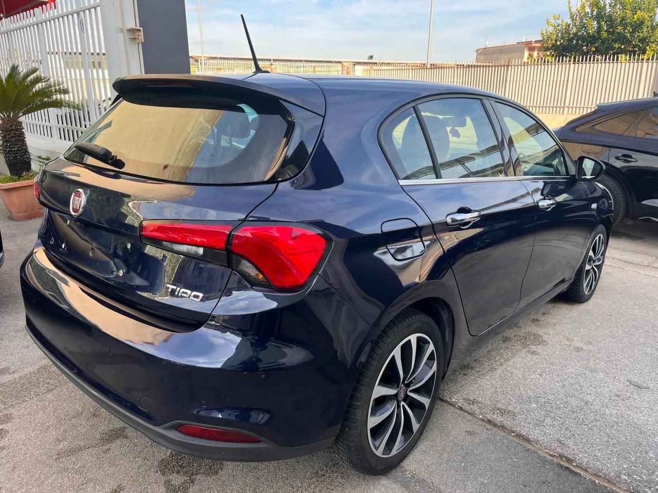 Fiat Tipo 1.6 Mjt S&S 5 porte Lounge