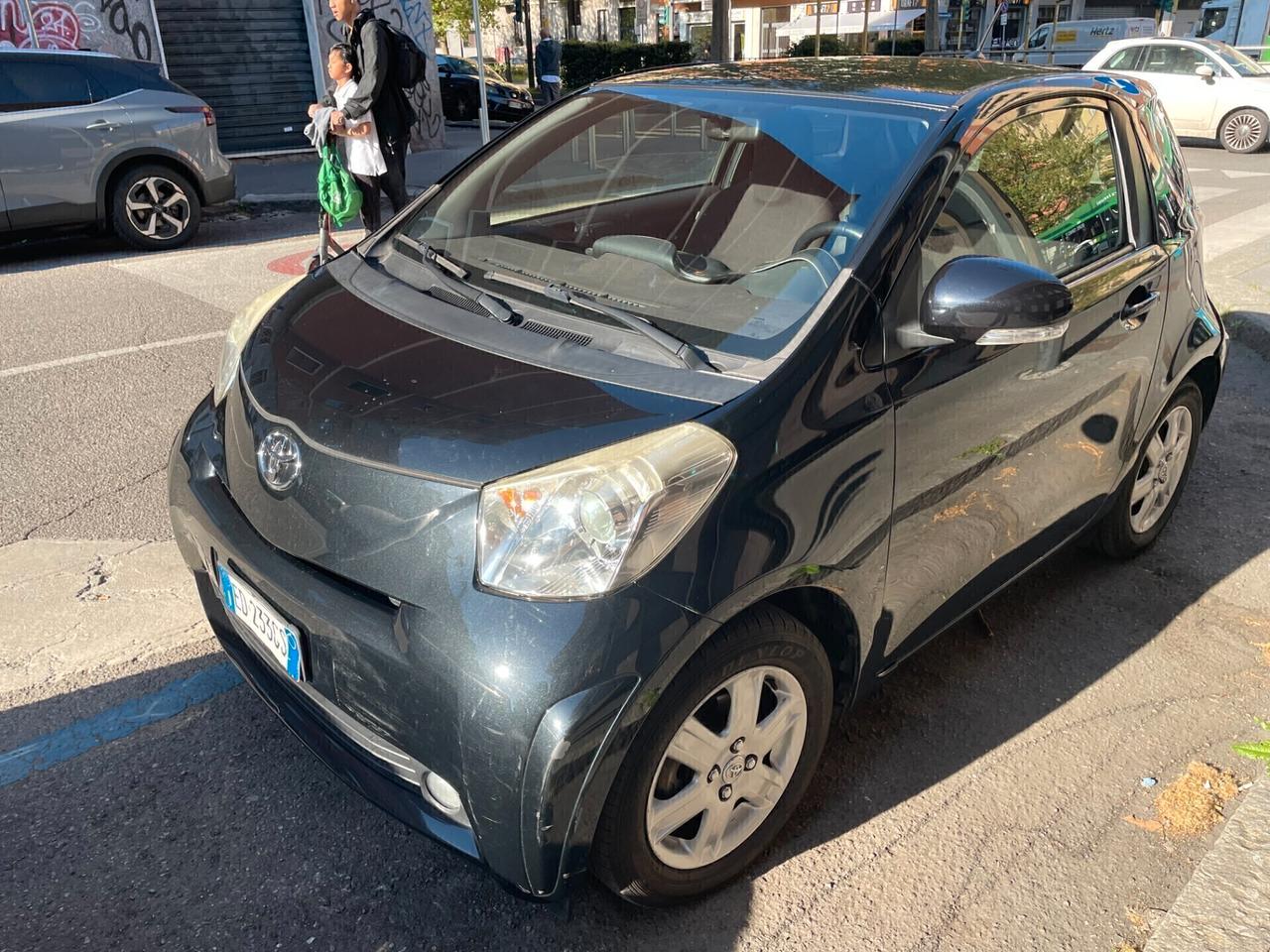 Toyota iQ 1.0 Sol AUTOMATICA