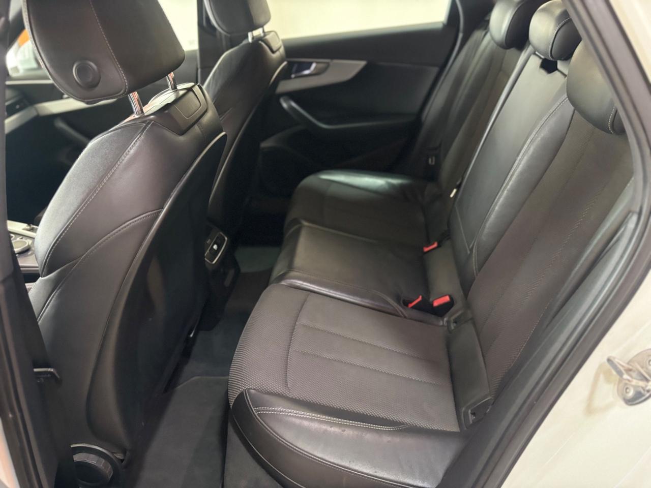 Audi A4 Avant 2.0 TDI 150 CV S LINE X 2 VIRTUAL MATRIX PERMUTE FINANZIAMENTI