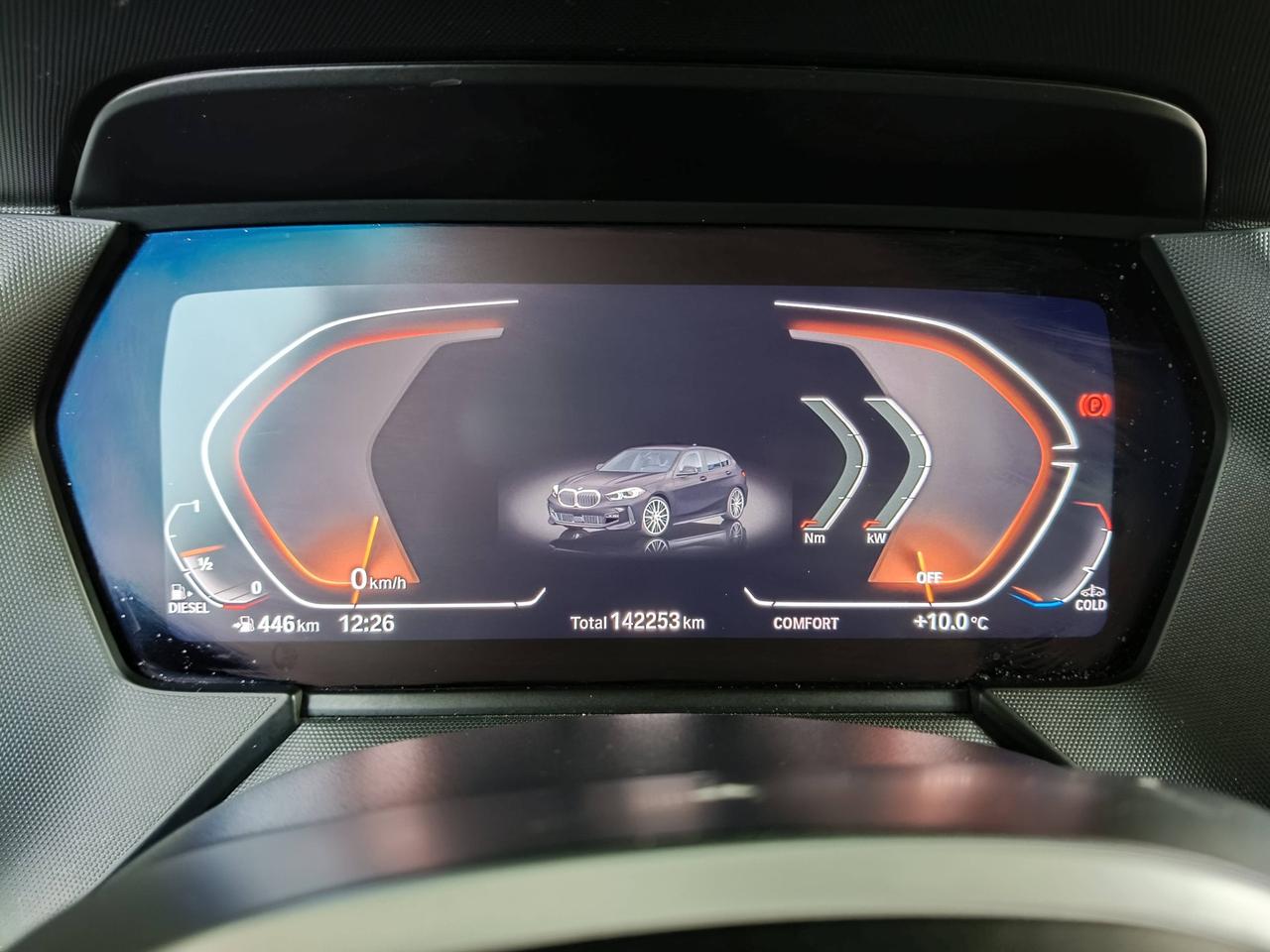 BMW Serie 1 F40 - 118d Msport auto