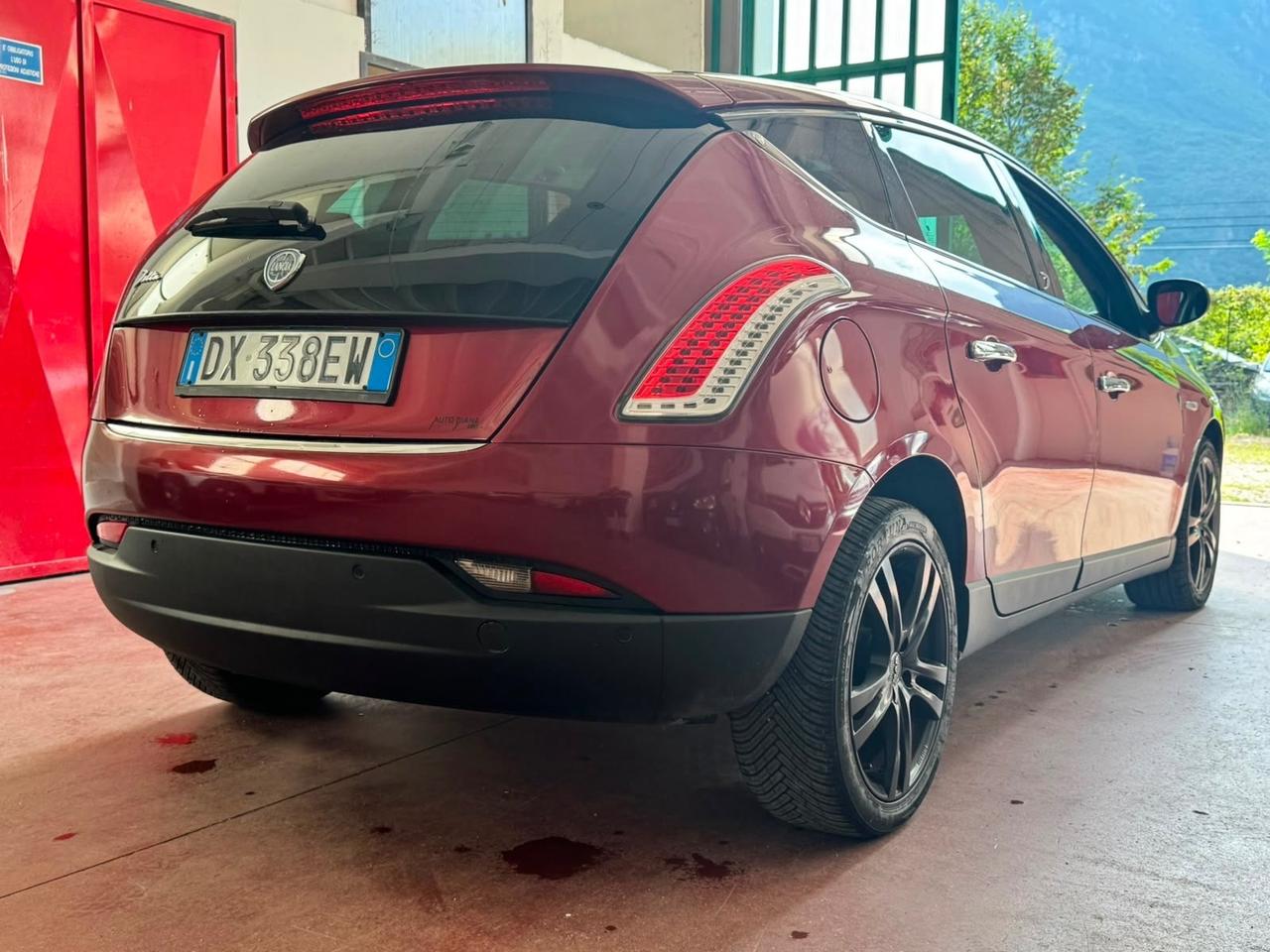 Lancia Delta 1.6 MJT DPF Platino NEOPATENTATI