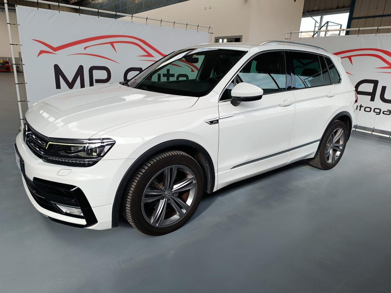 Volkswagen Tiguan 2.0 TDI SCR DSG Executive R-LINE BlueMotion Technology