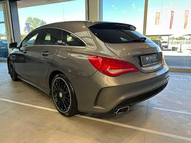 Mercedes-Benz CLA 220 220 d S.W. Automatic Premium Dark Night