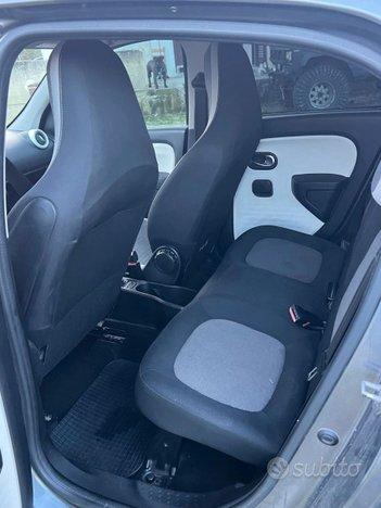 Renault Twingo SCe Lovely