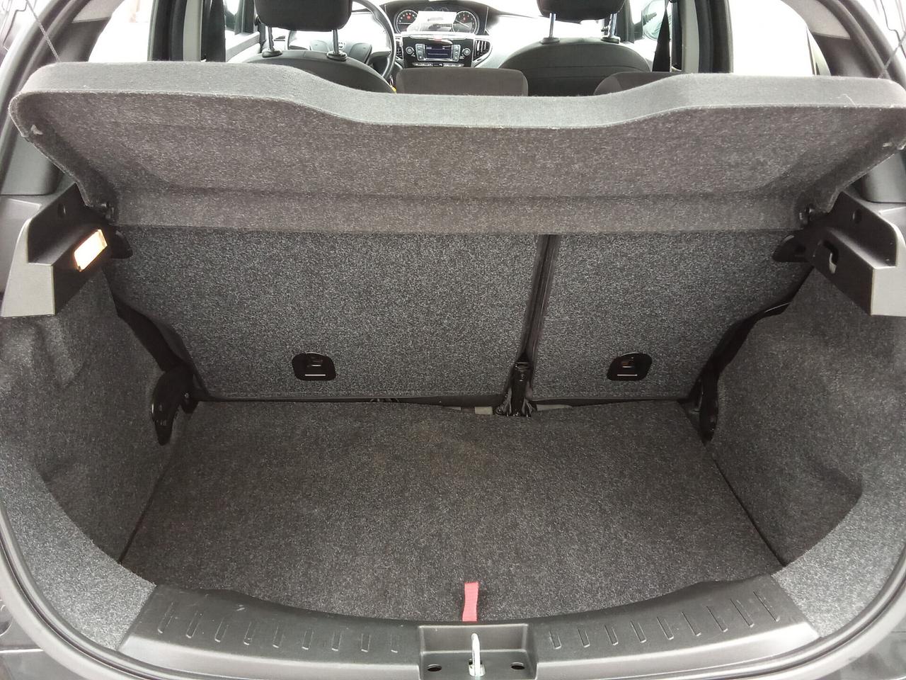 Lancia Ypsilon 1.0 Hybrid 70cv Gold