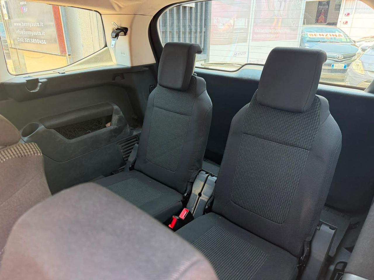 Peugeot 5008 1.6 HDi 112CV Allure