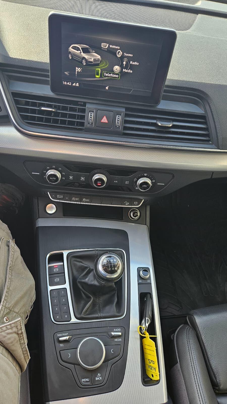 Audi Q5 2.0 TDI 150 CV Business