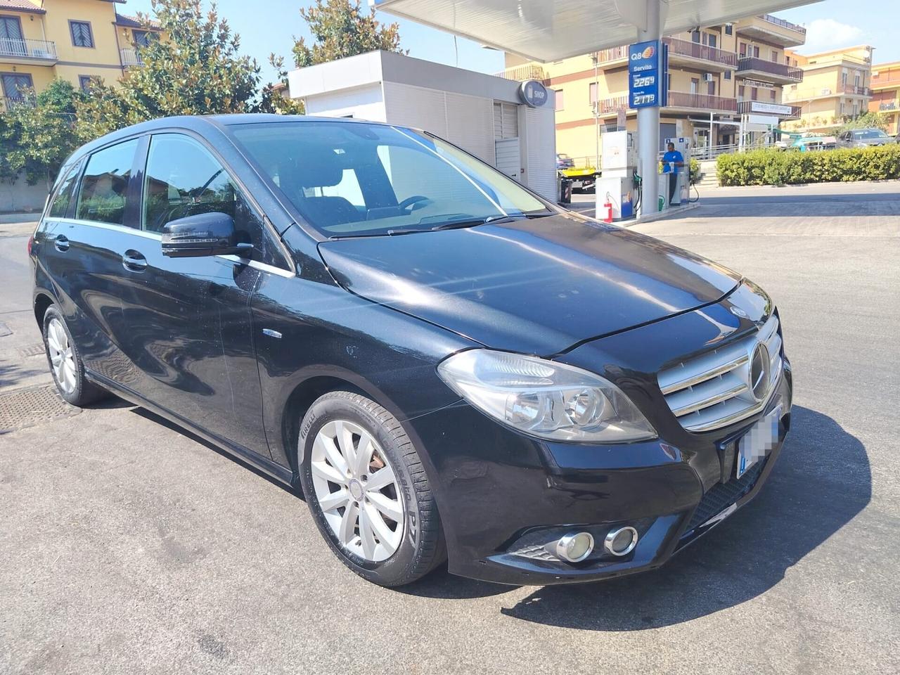 Mercedes-benz B 180 Premium