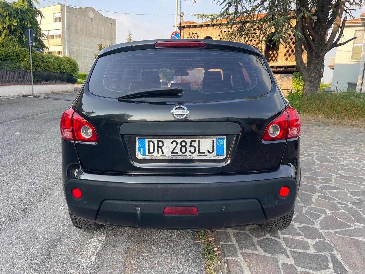 Nissan Qashqai 2.0 dCi DPF 4WD Tekna