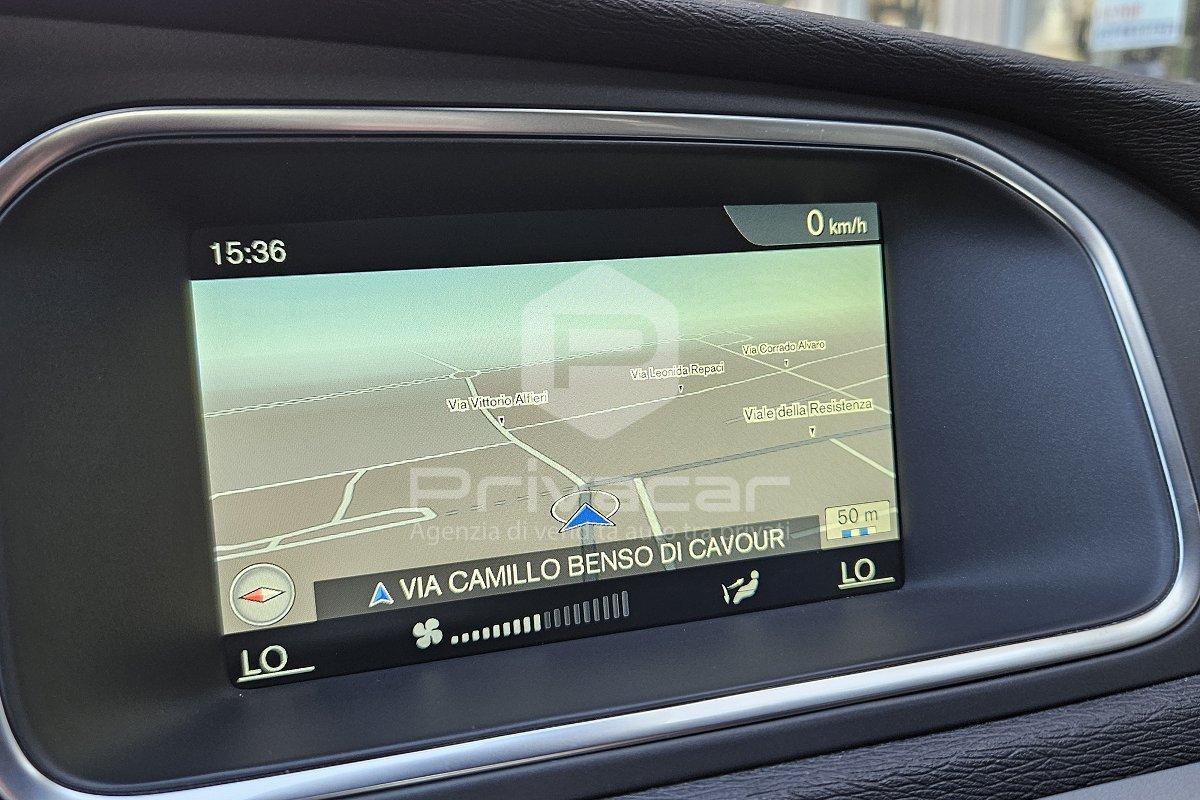 VOLVO V40 Cross Country D2 1.6 Business
