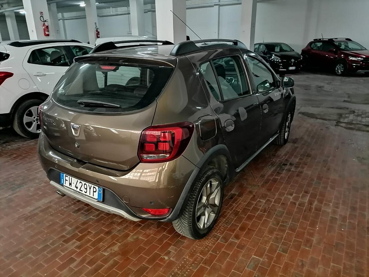 Dacia Sandero Stepway 09 TCE 12VT-GPL Prestige