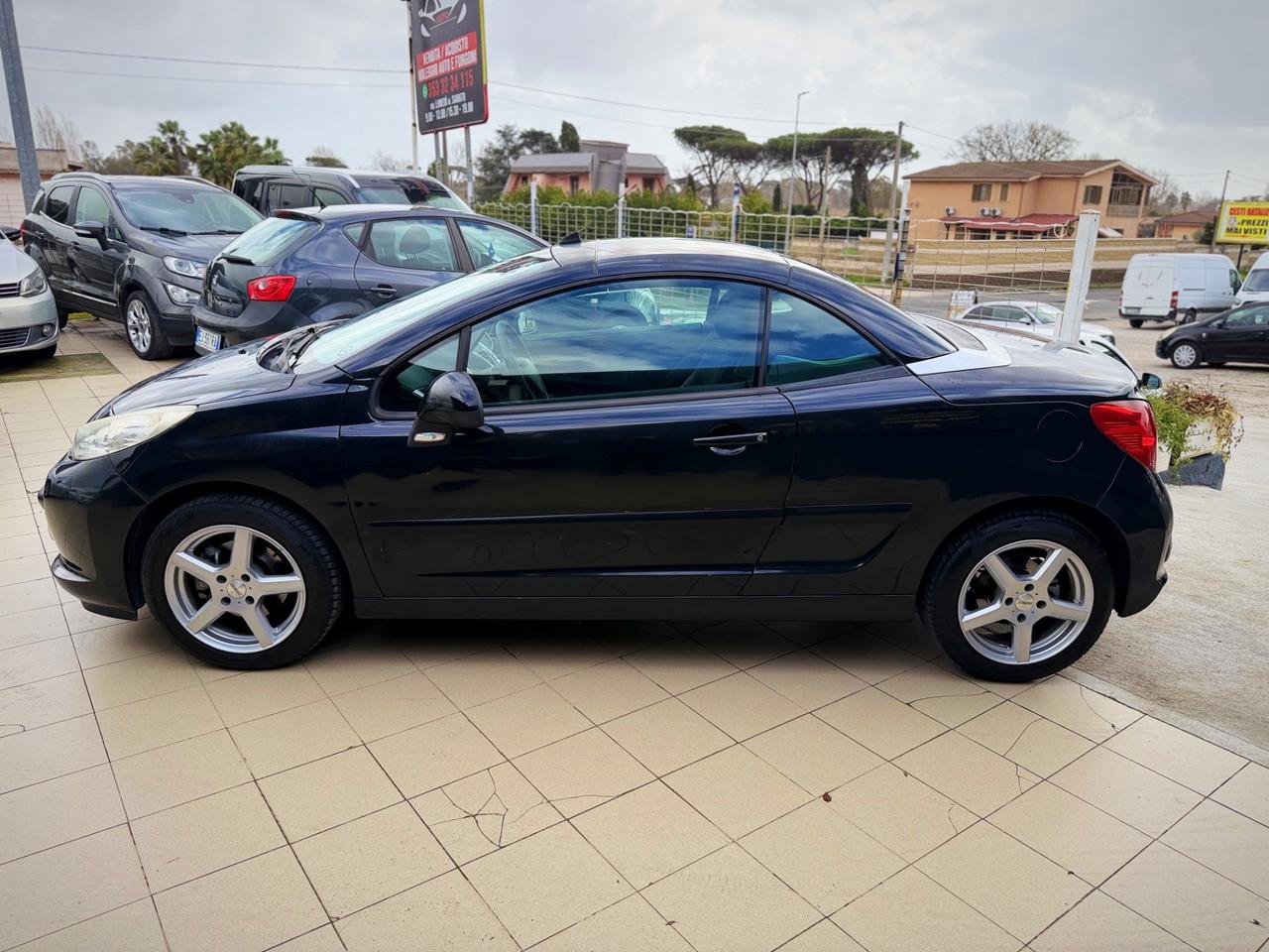 Peugeot 207 1.6 HDi 110CV CC Féline Garanzia 12 Mesi