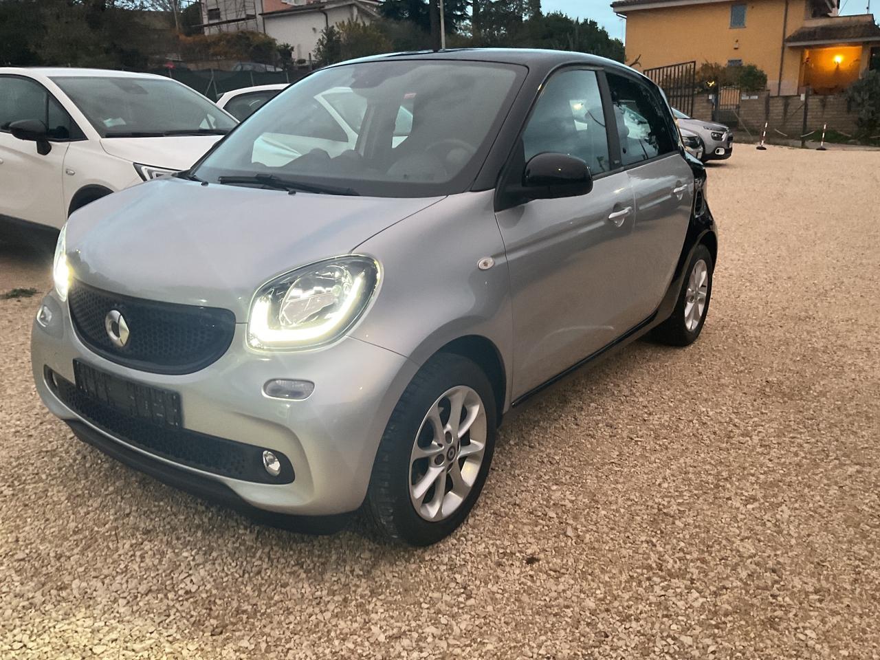 Smart ForFour 70 1.0 Prime