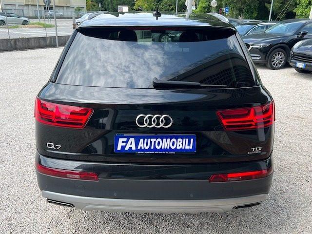 AUDI Q7 3.0 TDI 272 CV Quattro Tiptronic Business Plus