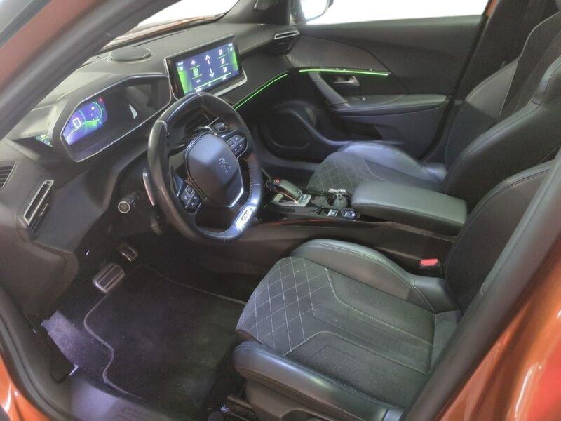 Peugeot 2008 2008 PureTech 155 S&S EAT8 GT