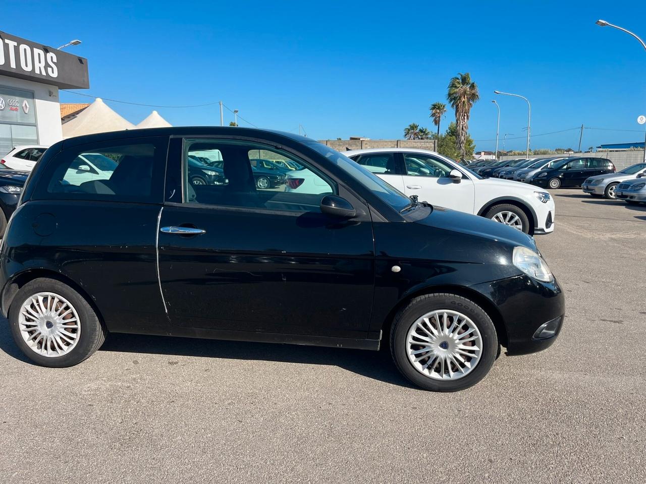 Lancia Ypsilon 1.2 Oro