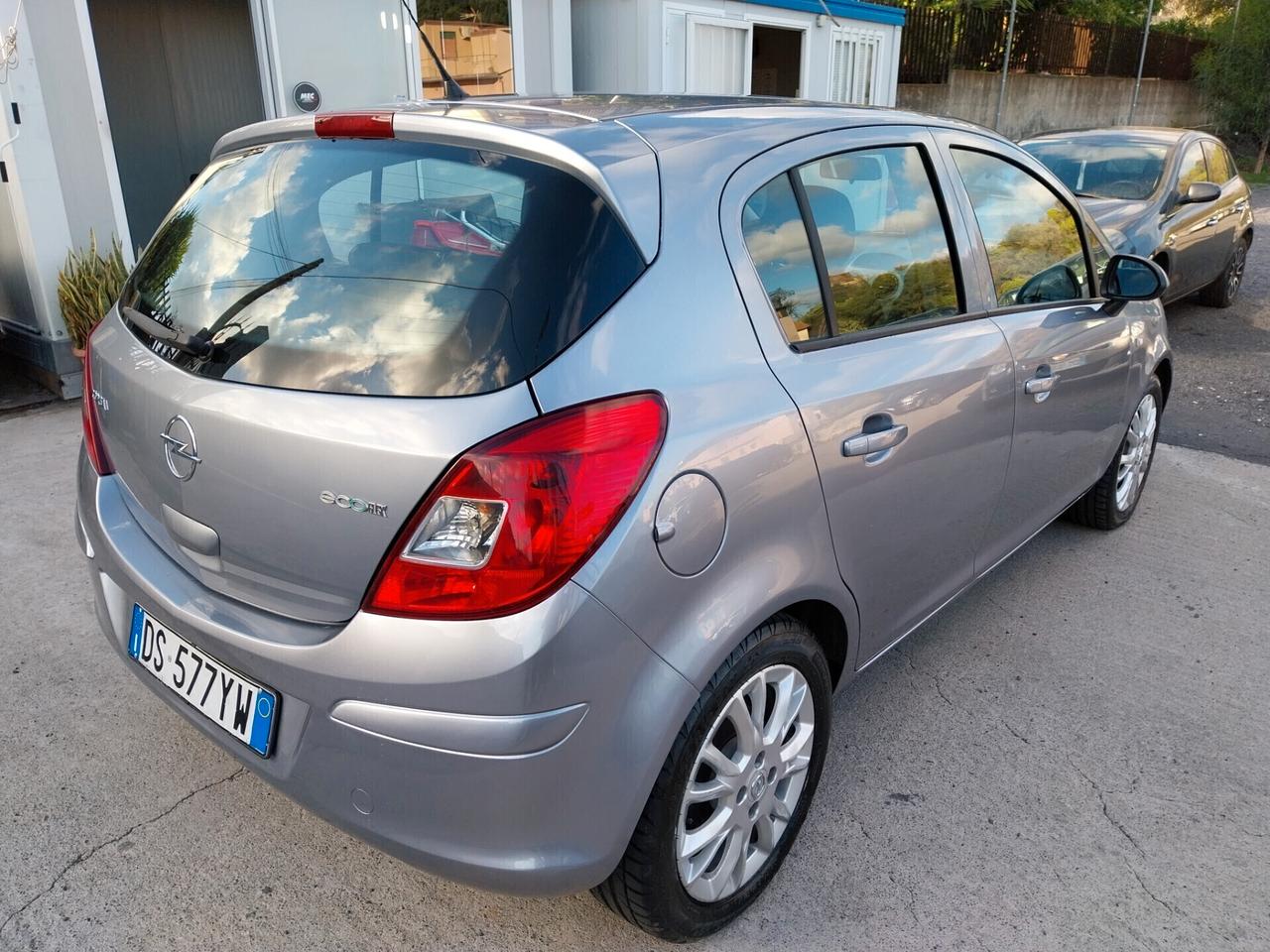 OPEL CORSA 1.3 DIESEL 75 CV SOLO 120.000 KM 2009