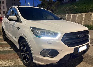 Ford Kuga 2.0 TDCI 150 CV S&S 4WD Powershift ST-Line