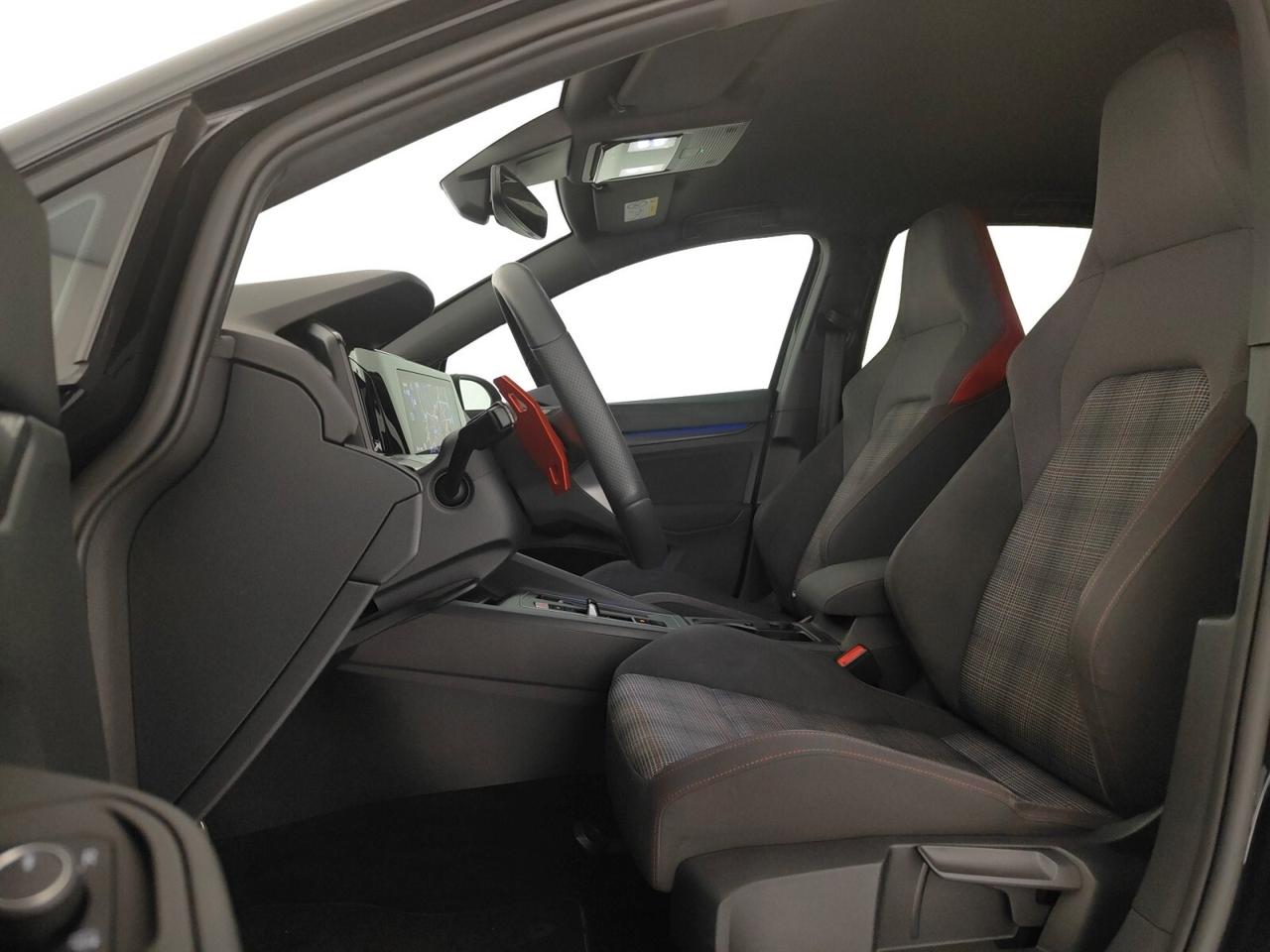 Volkswagen Golf GTI 2.0 TSI DSG