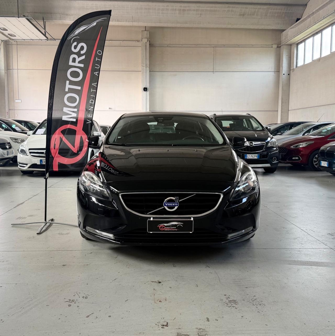 Volvo V40 D2 1.6 Powershift Kinetic NEOPATENTATI