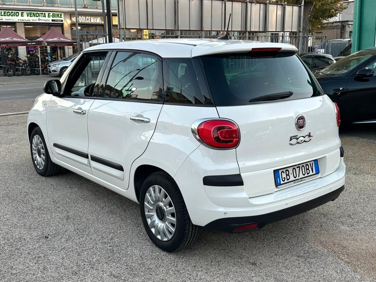 FIAT 500L 1.6 MTJ 120CV AUTOCARRO N1