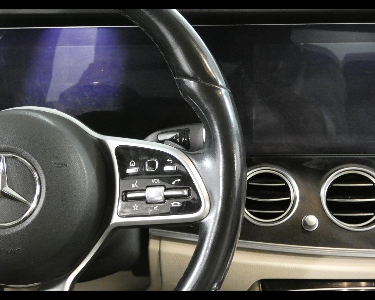 Mercedes-Benz Classe E (W/S213) - E 300 de Auto EQ-Power Premium