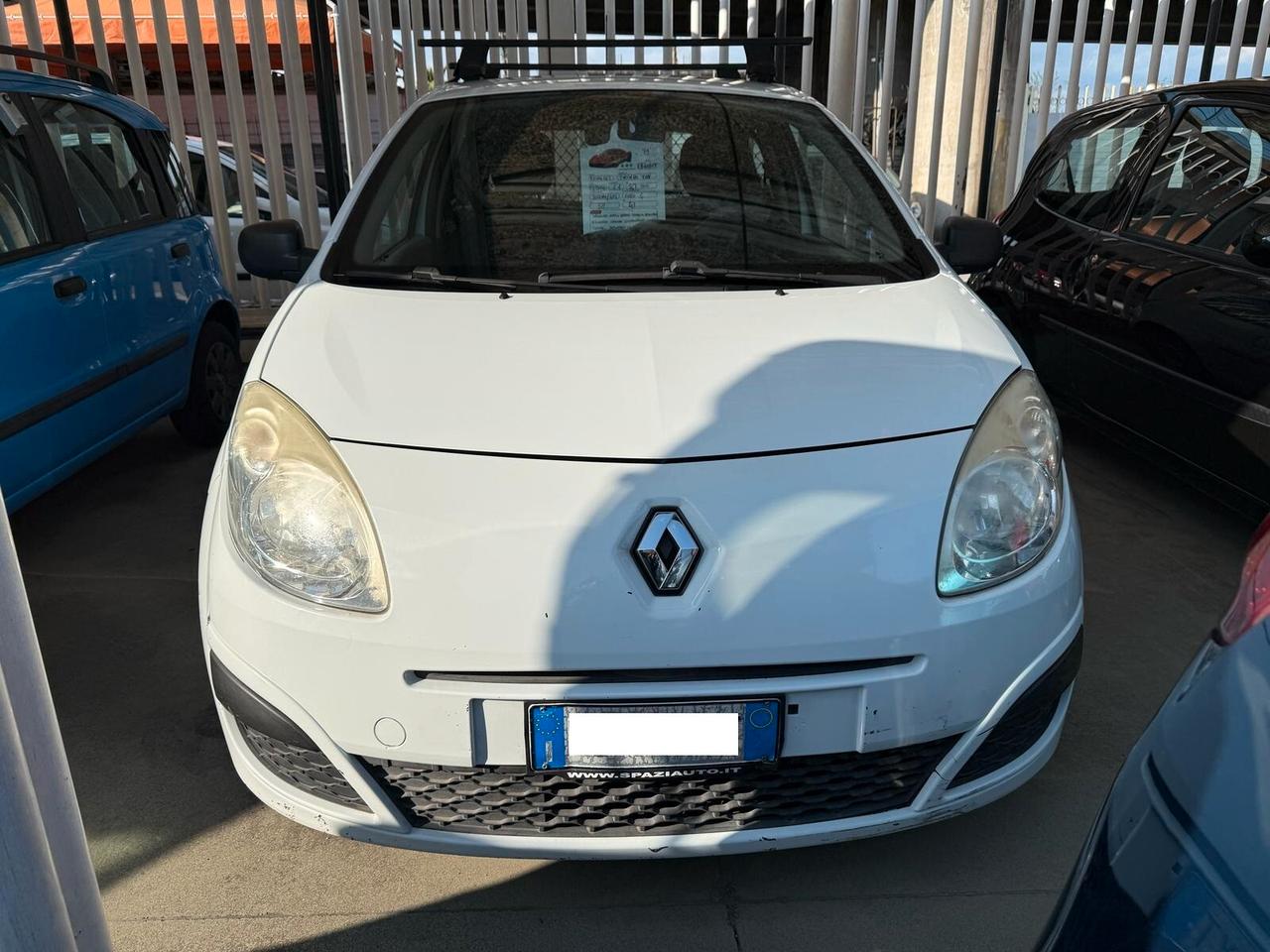 RENAULT TWINGO VAN 1.1 B/IMP. GPL