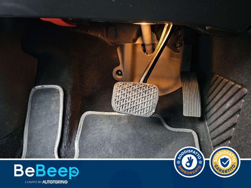 Mercedes-Benz GLA 200 SPORT AUTO