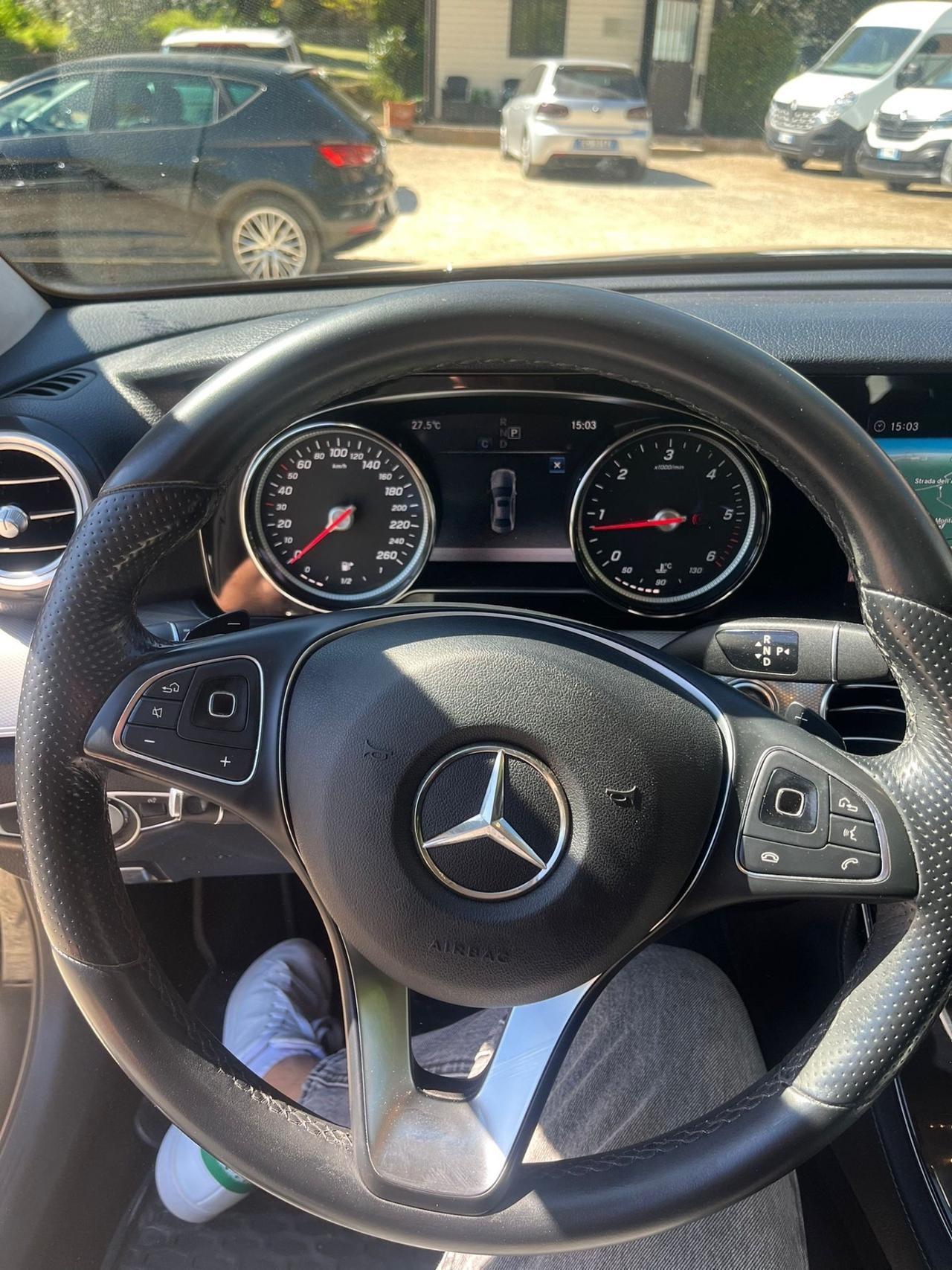 Mercedes-benz E 220 d Auto Exclusive