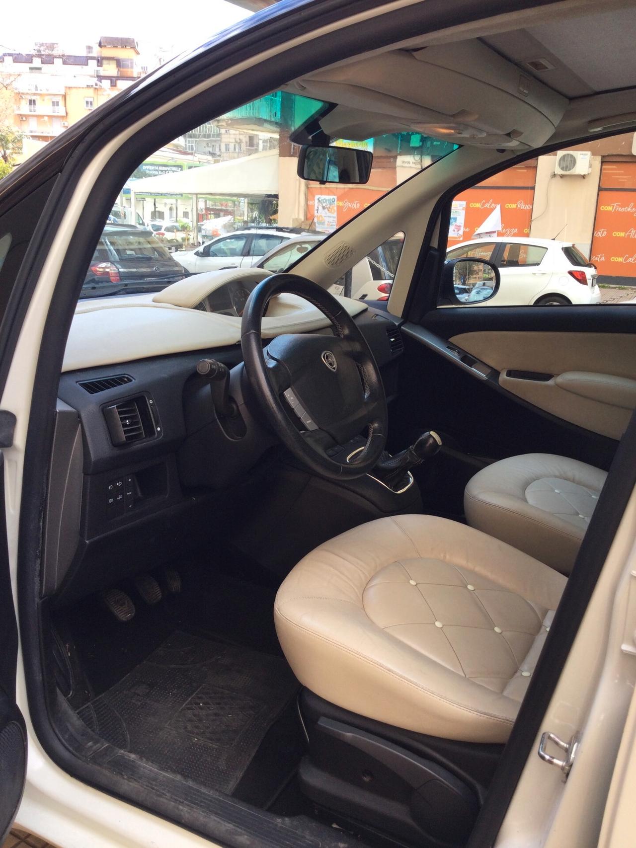 Lancia MUSA 1.3 Mjt 95 CV 5th Avenue