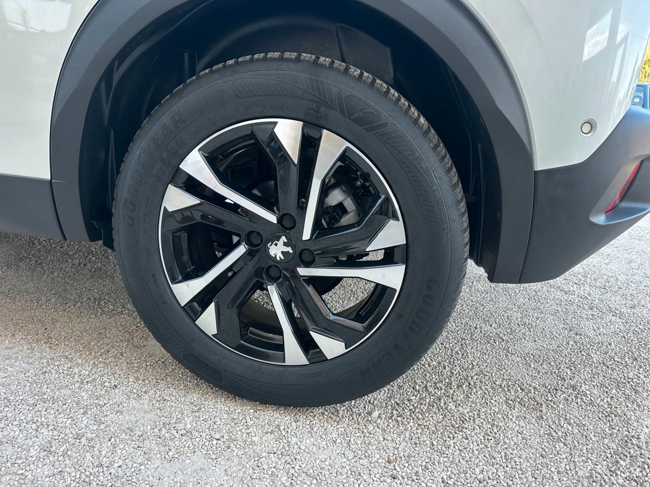 Peugeot 2008 BlueHDi 110 S&S GT Pack 2022 50mila km