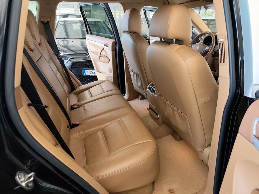 Porsche Cayenne 3.2 V6 cat Automatica