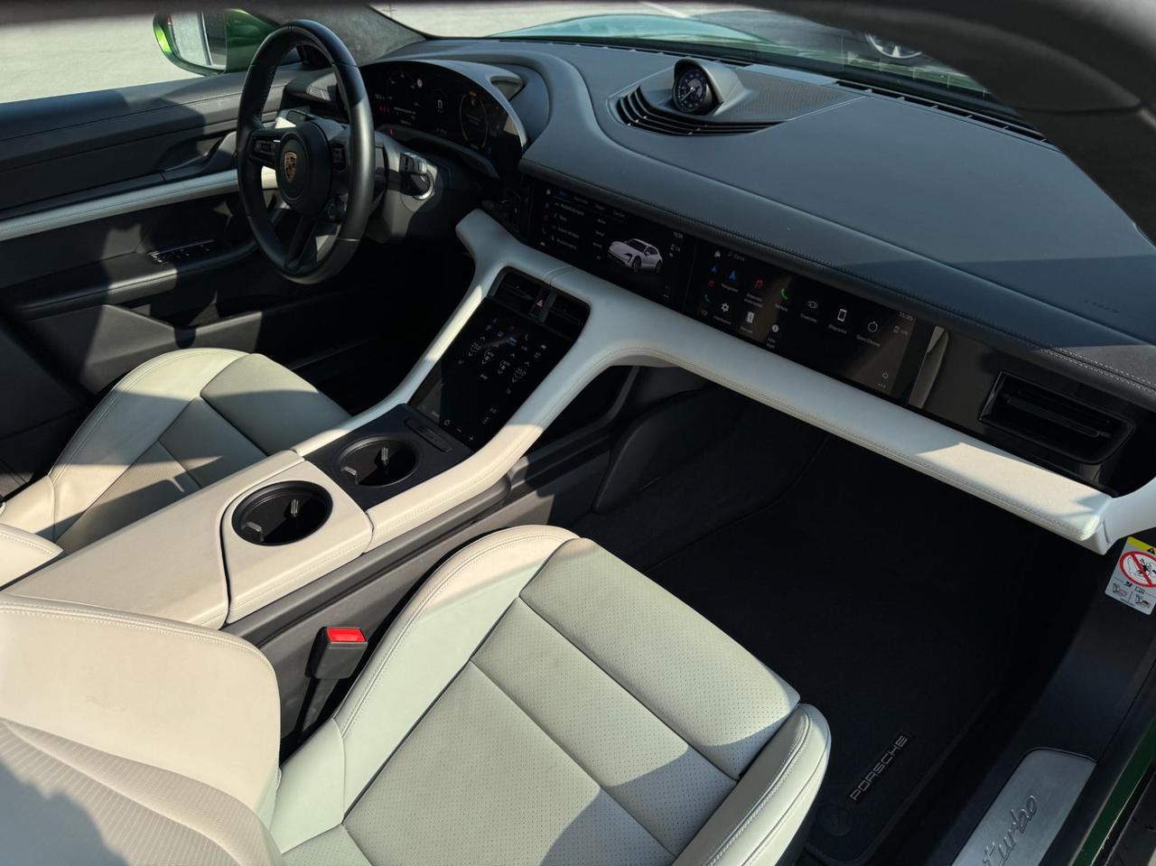 Porsche Taycan Cross Turismo Turbo 5p.ti