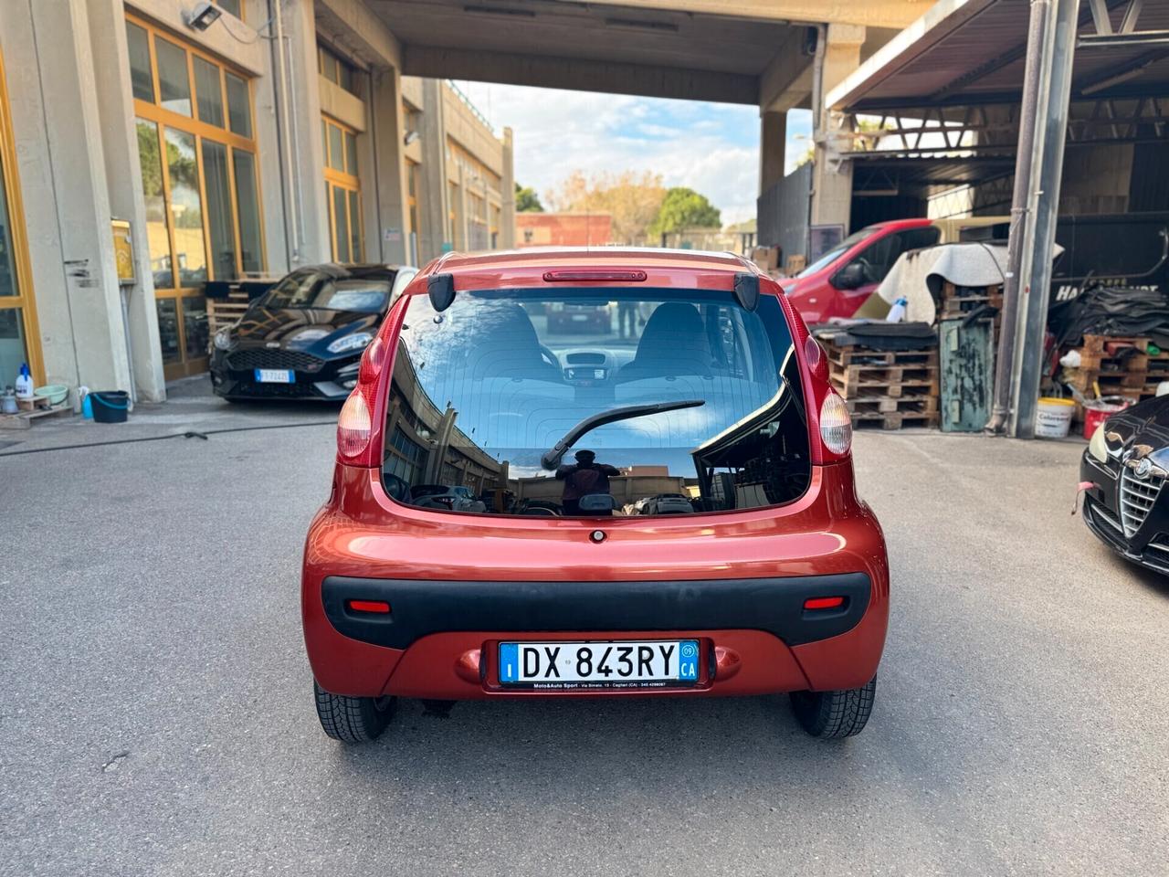 Peugeot 107 1.0 68CV 5p. Desir