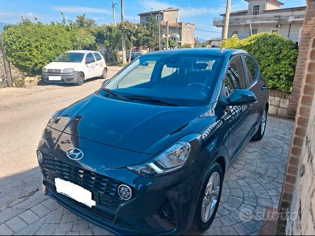 Hyundai i10 - 1.0 MPI Prime CLIMA CERCHI CRUISE MULTIFUNZIONE ESENTE BOLLO NEO PATENTATI