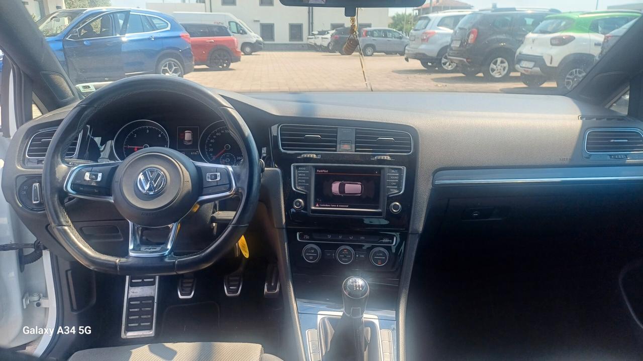 Volkswagen Golf 2.0 TDI 5p. R -Line